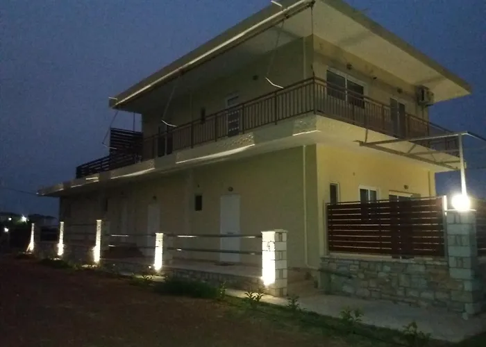 Nereids Apartments-Pronoe
